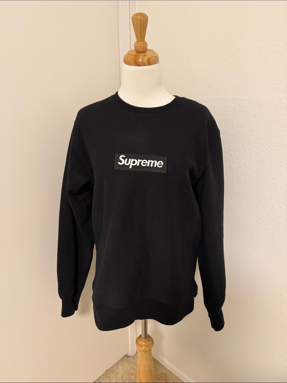 Supreme Black Box Logo Crewneck (FW18)